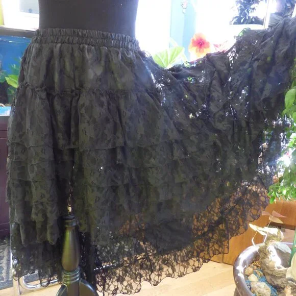 BURLESKA AMELIA SHEER BLACK FLORAL LACE HI LOW GOTHIC SKIRT UK XL / XXL WEDDING